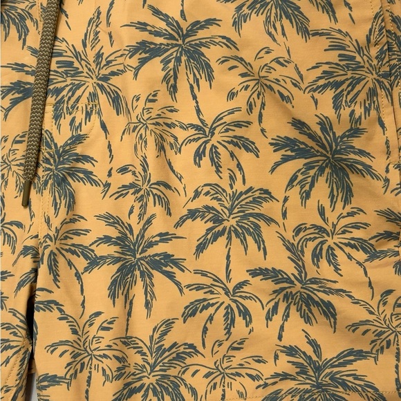 Faherty Palm Tree Yellow Grey Board Shorts Mens Size 40 Lace up Swim Surf - Picture 11 of 12